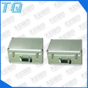 玉树Silver quality portable medical aluminum case