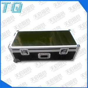 濮阳Good shockproof instrument aluminum box